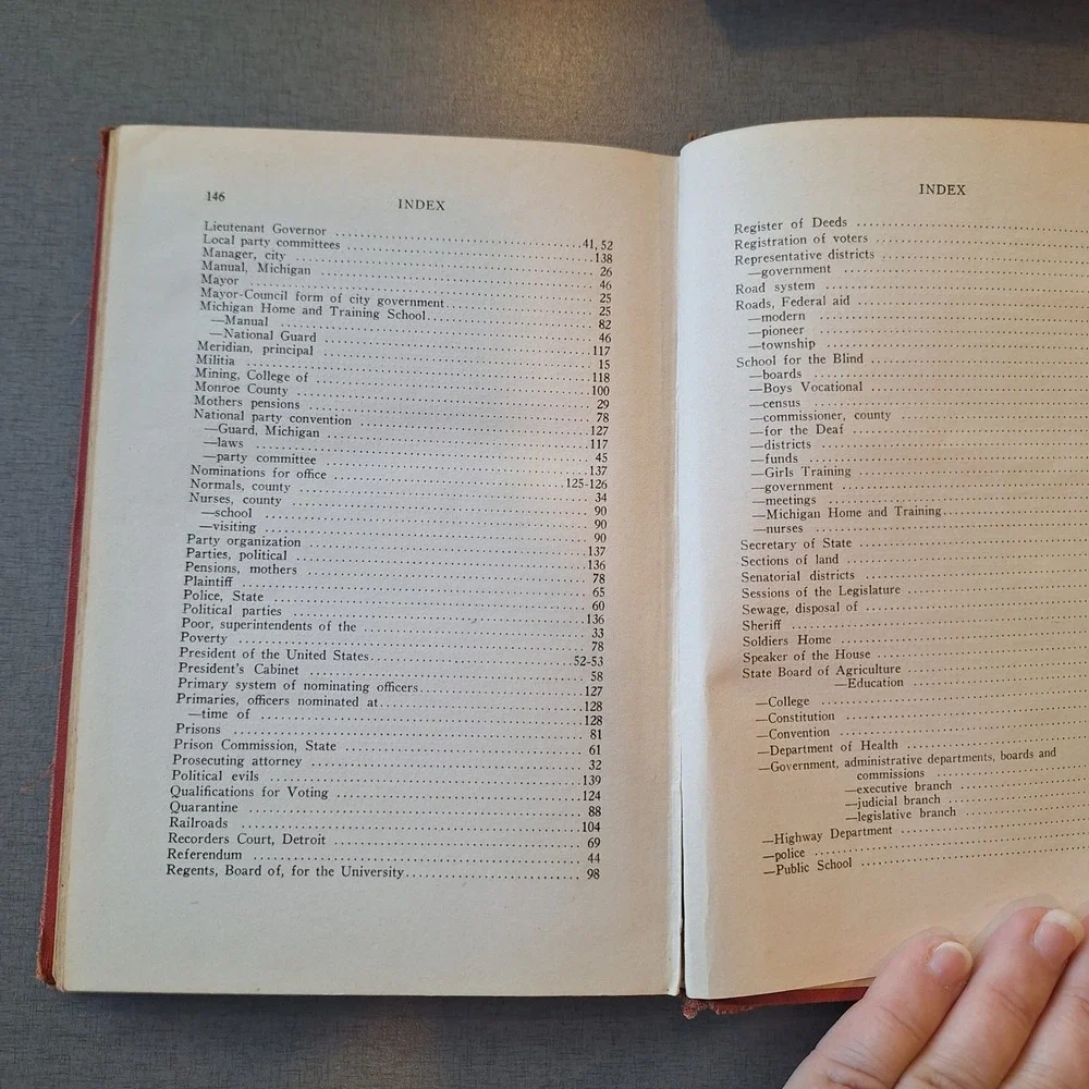Government of Michigan Book 1932 Claude S.‎ Larzelere History Textbook
